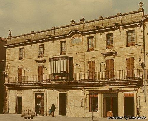 Palacio Antigua Audiencia Ciudad-Rodrigo Buitenkant foto